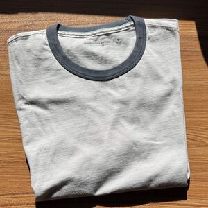 Abercrombie & Fitch White Tee with Dark Gray Collar